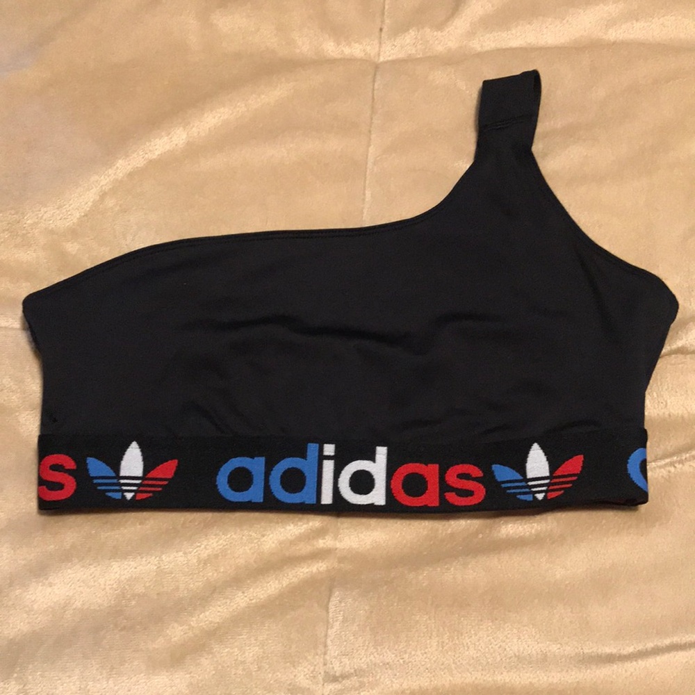 🖤Adidas Sports Bra🖤